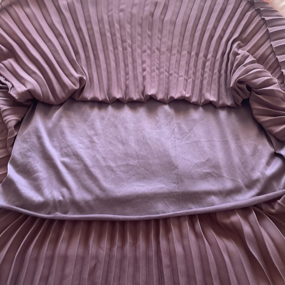 Light purple long skirt - Picture 3 of 4